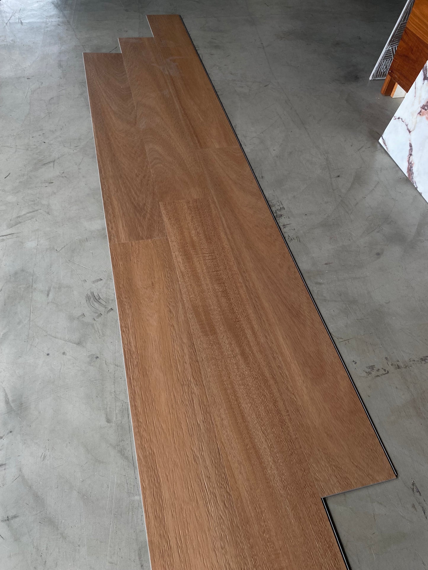 103 Honey - 4.4mm - 7" x 48" - Vinyl Plank SPC - Sold by Ctn